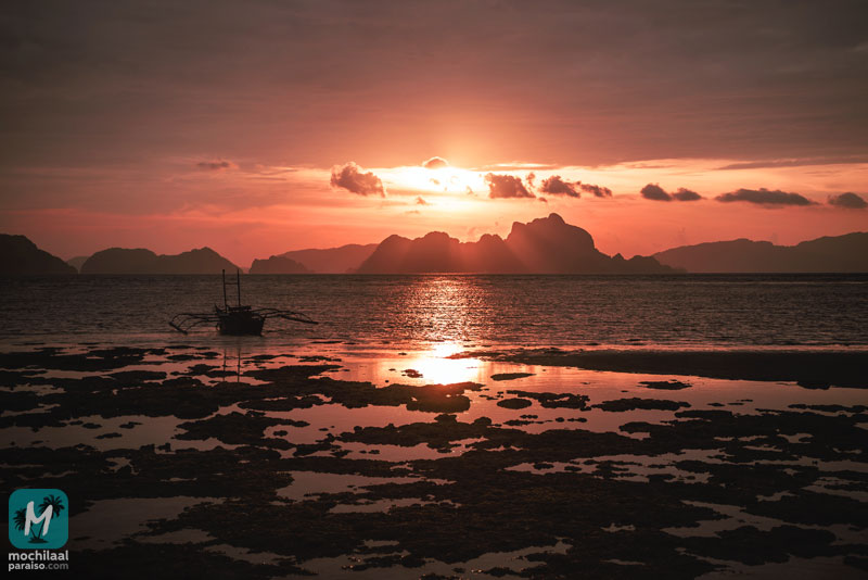 Atardecer en la bahía de Bacuit