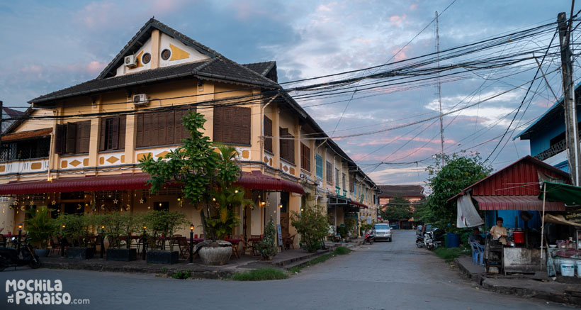 Hotel con piscina en Kampot y cangrejos azules de Kep