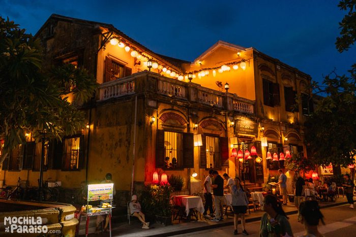 fachada-iluminada-hoi-an