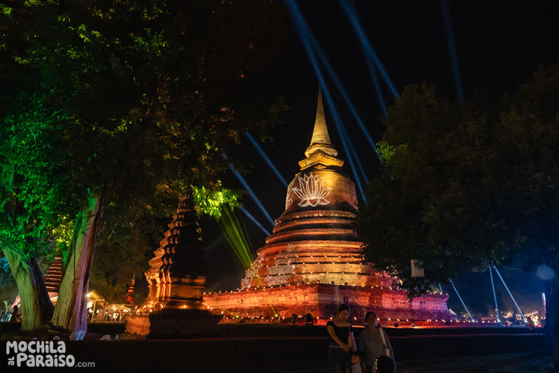 Sukhothai durante el Loy Krathong