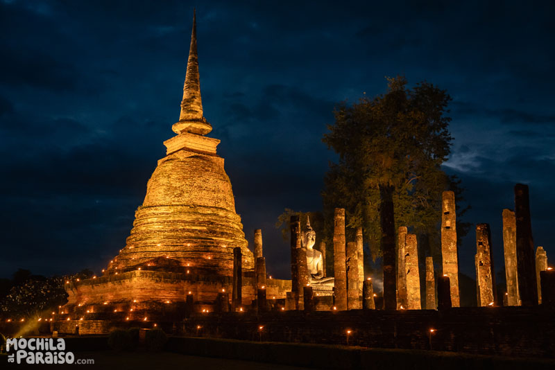 Sukhothai durante el Loy Krathong