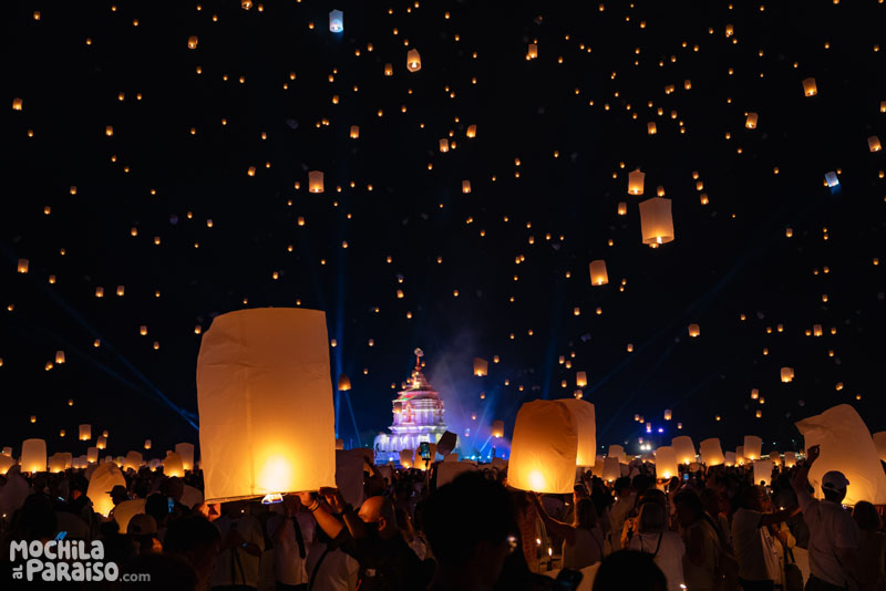 Farolillos voladores de Chiang Mai
